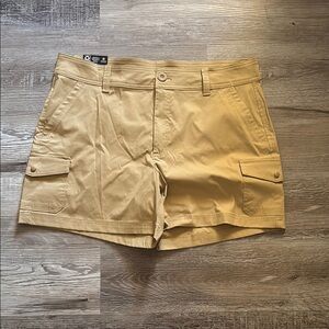 NWT Eddie Bauer Khaki Cargo Pocket Shorts